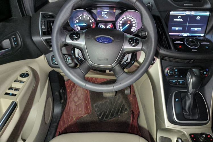 Used Ford Kuga 2013 2.0L GTDi Four-Wheel Drive Premium Model Steering Wheel