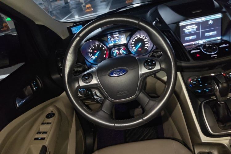 Used Ford Kuga 2013 2.0L GTDi Four-Wheel Drive Premium Model Steering Wheel
