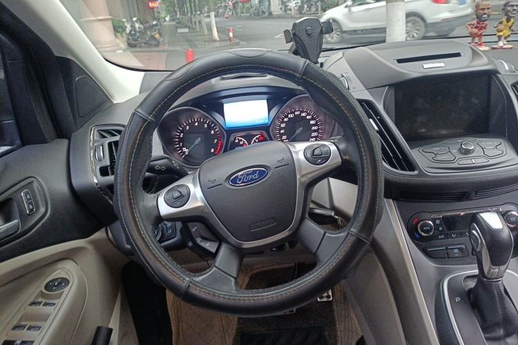 Used Ford Kuga 2013 1.6L GTDi 4x4 Elite Model Steering Wheel