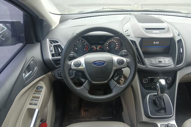 Used Ford Kuga 2013 2.0L GTDi Four-Wheel-Drive Elite Model Steering Wheel