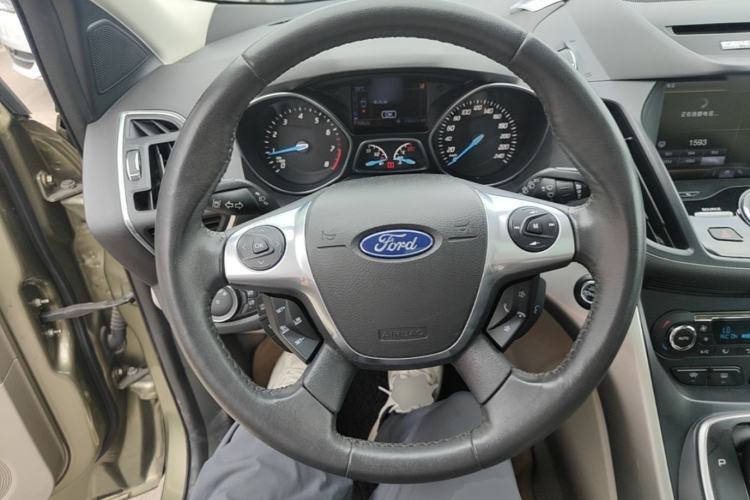 Used Ford Kuga 2013 2.0L GTDi Four-Wheel Drive Premium Model Steering Wheel