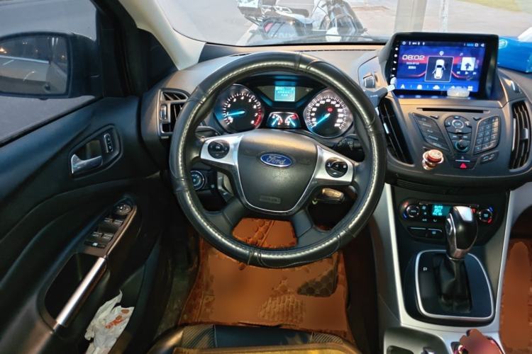 Used Ford Kuga 2013 1.6L GTDi Two-Wheel-Drive Trend Model Steering Wheel