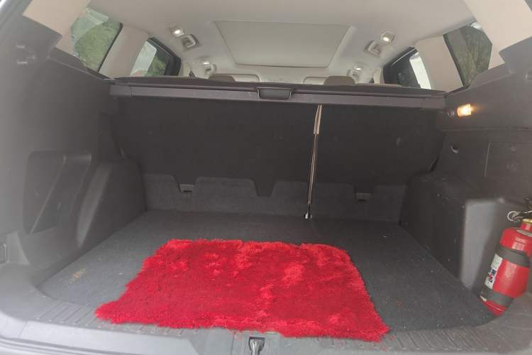 Used Ford Kuga 2013 1.6L GTDi 4x4 Elite Model Trunk