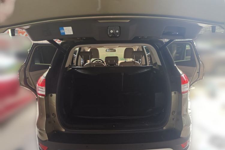 Used Ford Kuga 2013 1.6L GTDi 4x4 Elite Model Trunk