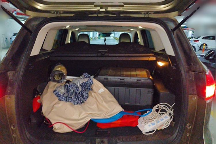 Used Ford Kuga 2013 1.6L GTDi Two-Wheel-Drive Trend Model Trunk