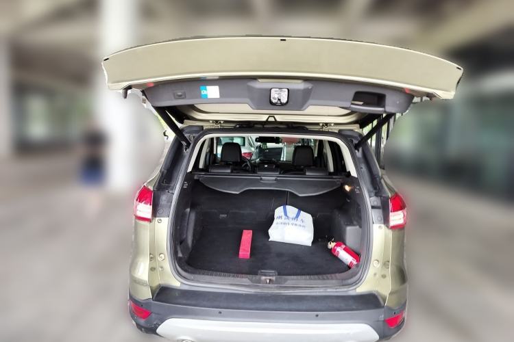 Used Ford Kuga 2013 2.0L GTDi Four-Wheel Drive Premium Model Trunk