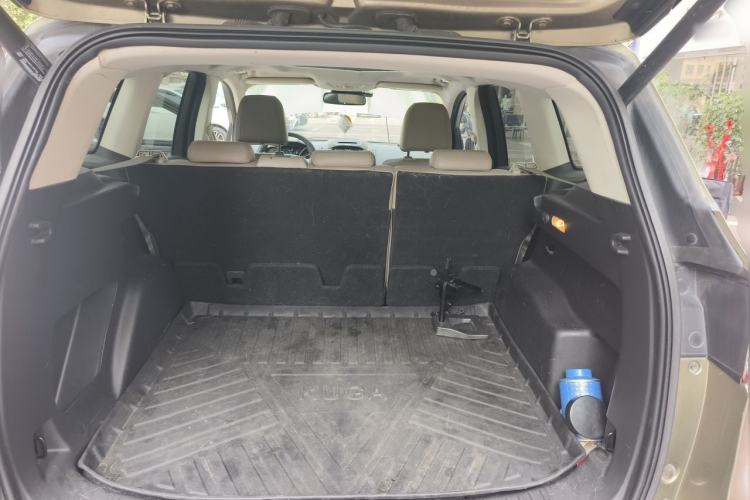 Used Ford Kuga 2013 2.0L GTDi Four-Wheel Drive Premium Model Trunk