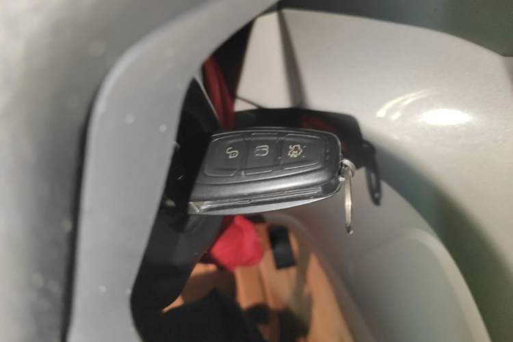 Used Ford Kuga 2013 1.6L GTDi 4x4 Elite Model Vehicle Key