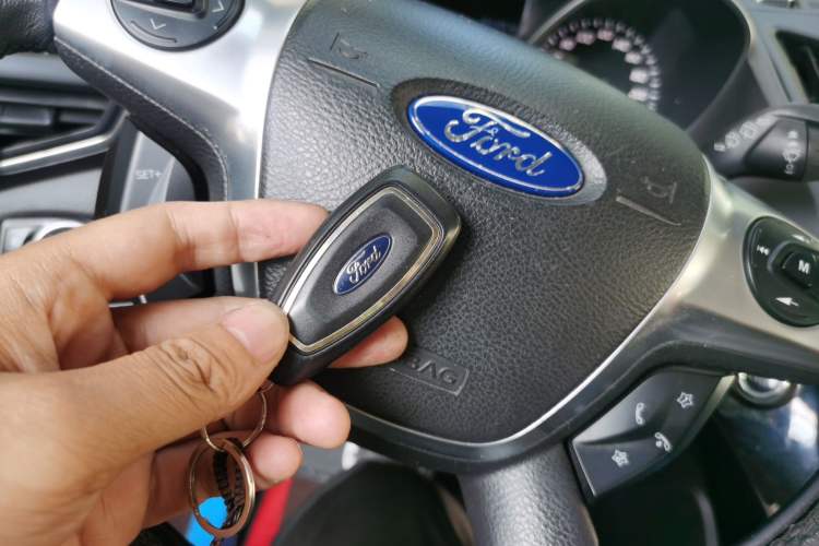 Used Ford Kuga 2013 2.0L GTDi Four-Wheel-Drive Sport Model Vehicle Key