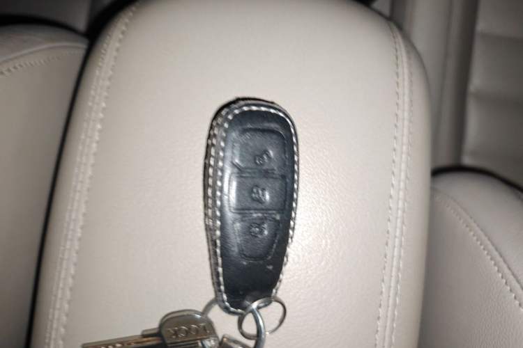 Used Ford Kuga 2013 2.0L GTDi Four-Wheel Drive Premium Model Vehicle Key