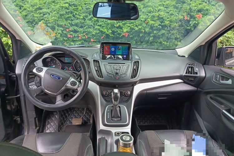 Used Ford Kuga 2015 1.5L GTDi Two-Wheel Drive Fashion Edition Center Console