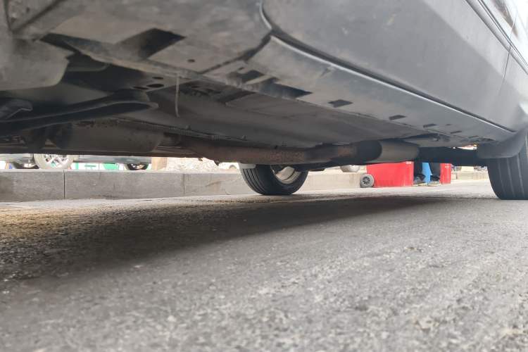 Used Ford Kuga 2015 1.5L GTDi Two-Wheel-Drive Comfort Model Chassis Front Left