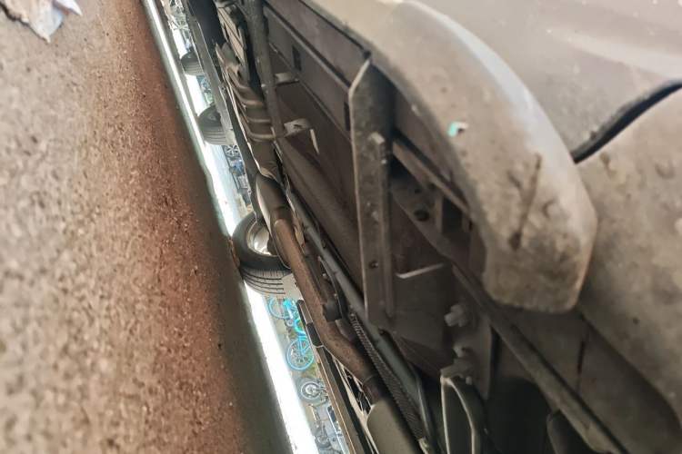 Used Ford Kuga 2015 1.5L GTDi Four-Wheel-Drive Elite Model Chassis Front Right