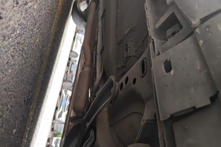 Used Ford Kuga 2015 1.5L GTDi Two-Wheel-Drive Comfort Model Chassis Front Right