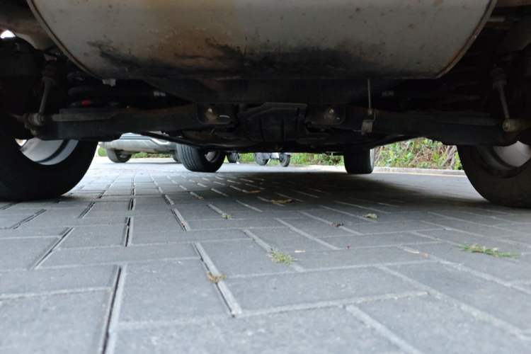 Used Ford Kuga 2015 2.0L GTDi Four-Wheel-Drive Sport Model Chassis Rear