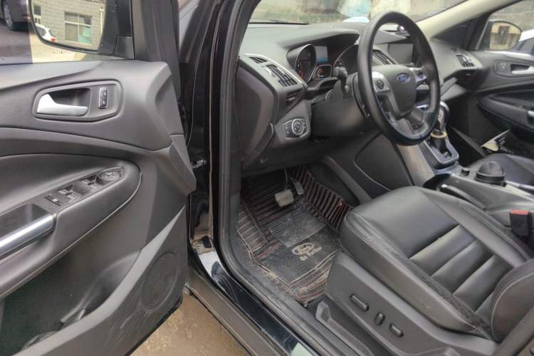 Used Ford Kuga 2015 1.5L GTDi Four-Wheel-Drive Elite Model Driver Seat