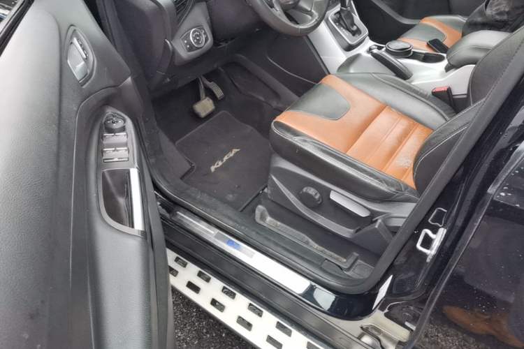 Used Ford Kuga 2015 1.5L GTDi Two-Wheel Drive Fashion Edition Driver Seat