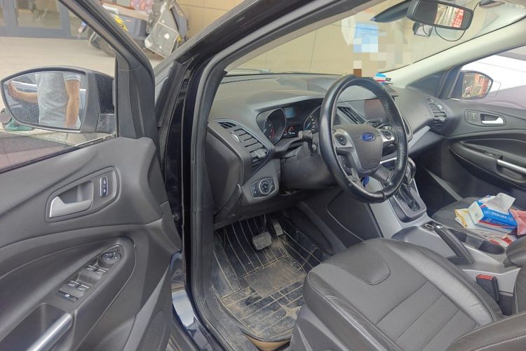 Used Ford Kuga 2015 1.5L GTDi Two-Wheel-Drive Comfort Model Driver Seat