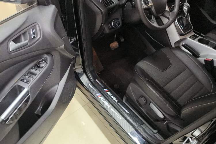Used Ford Kuga 2015 1.5L GTDi Two-Wheel Drive Fashion Edition Driver Seat