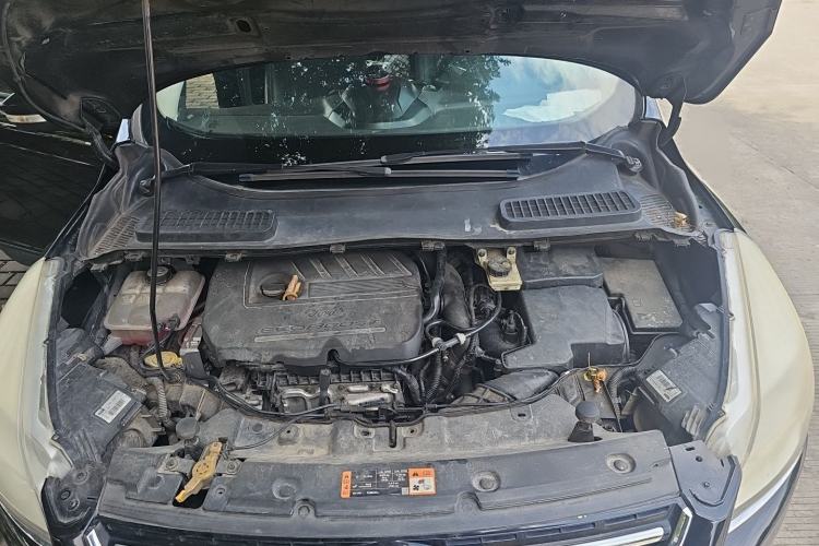 Used Ford Kuga 2015 1.5L GTDi Two-Wheel Drive Fashion Edition Engine Bay