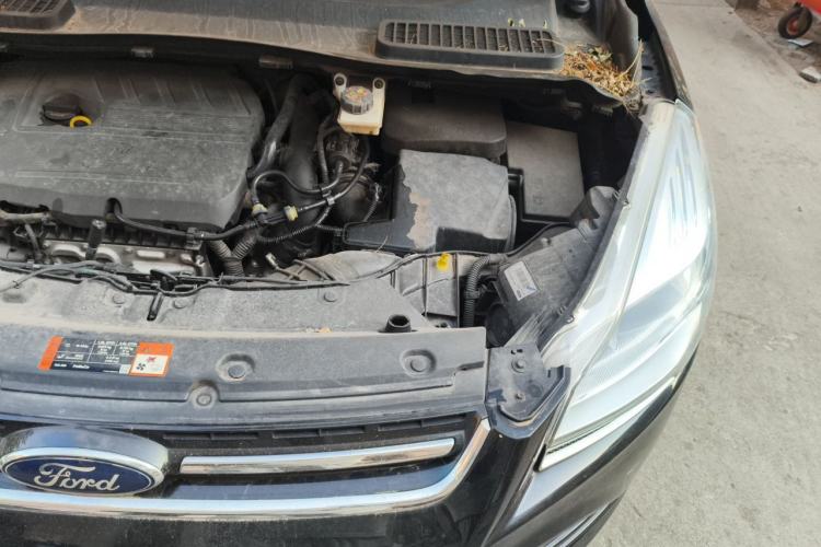 Used Ford Kuga 2015 1.5L GTDi Two-Wheel-Drive Comfort Model Engine Bay Left