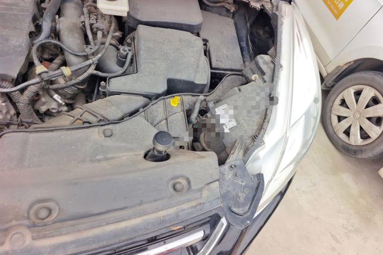 Used Ford Kuga 2015 1.5L GTDi Two-Wheel-Drive Comfort Model Engine Bay Left