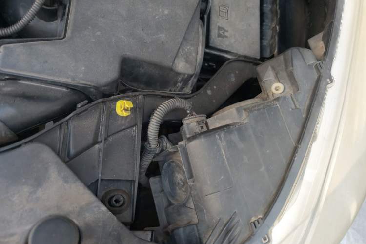 Used Ford Kuga 2015 1.5L GTDi Four-Wheel-Drive Elite Model Engine Bay Left