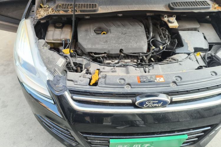 Used Ford Kuga 2015 1.5L GTDi Two-Wheel-Drive Comfort Model Engine Bay Right