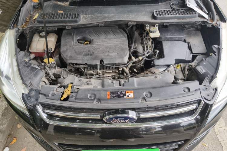 Used Ford Kuga 2015 1.5L GTDi Two-Wheel-Drive Comfort Model Engine Bay