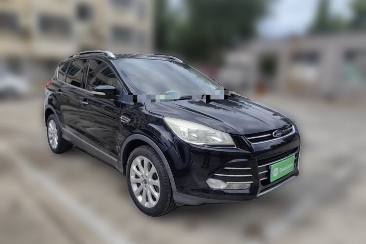 Used Ford Kuga 2015 1.5L GTDi Four-Wheel-Drive Elite Model Front Right 45 Deg