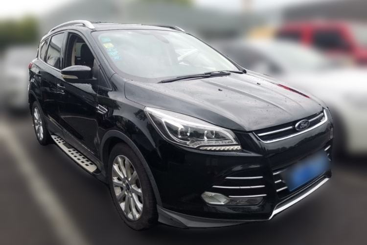 Used Ford Kuga 2015 1.5L GTDi Two-Wheel Drive Fashion Edition Front Right 45 Deg