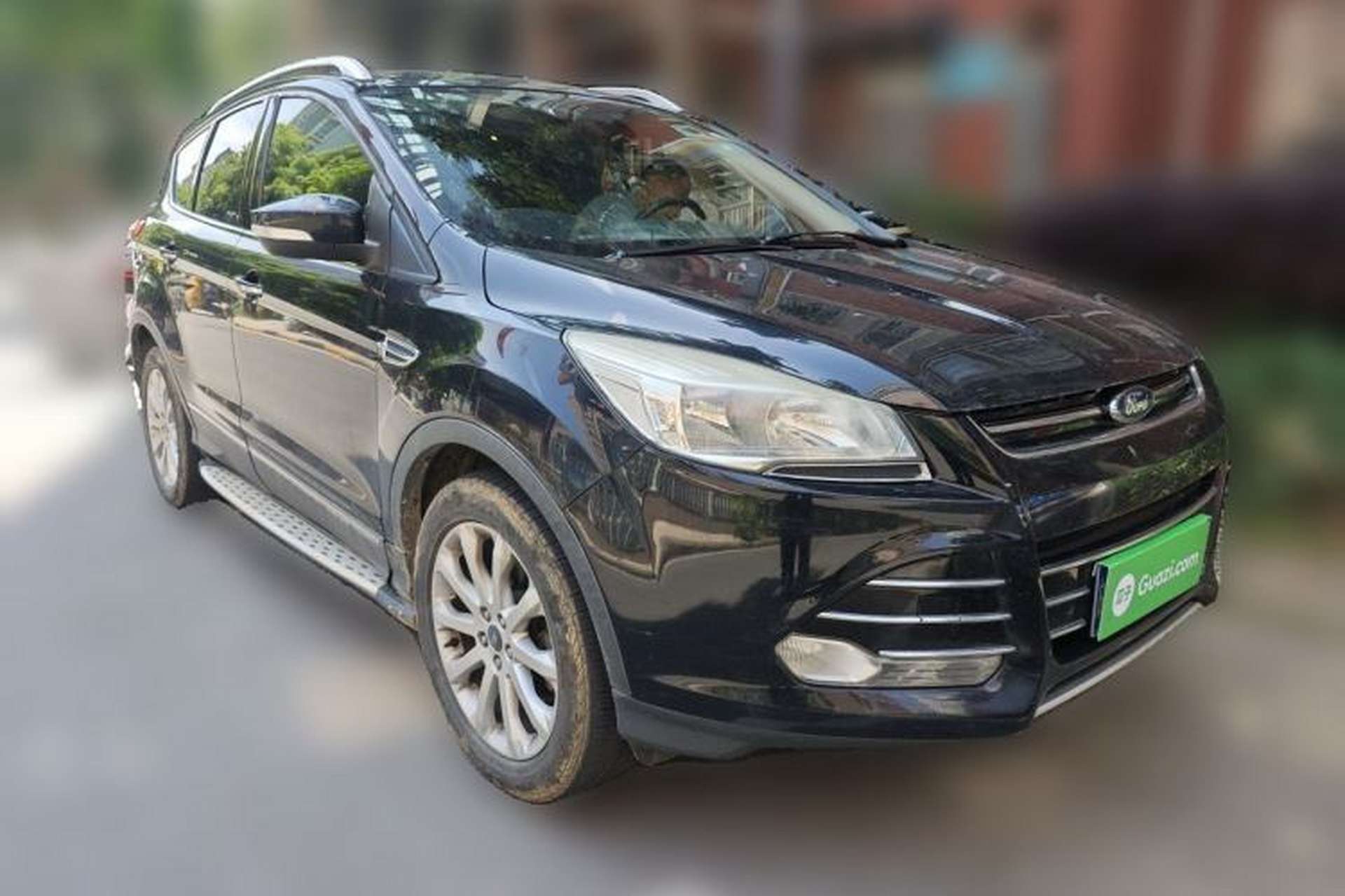 Used Ford Kuga 2015 1.5L GTDi Four-Wheel-Drive Elite Model Front Right 45 Deg