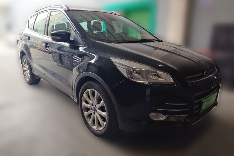 Used Ford Kuga 2015 1.5L GTDi Two-Wheel Drive Fashion Edition Front Right 45 Deg
