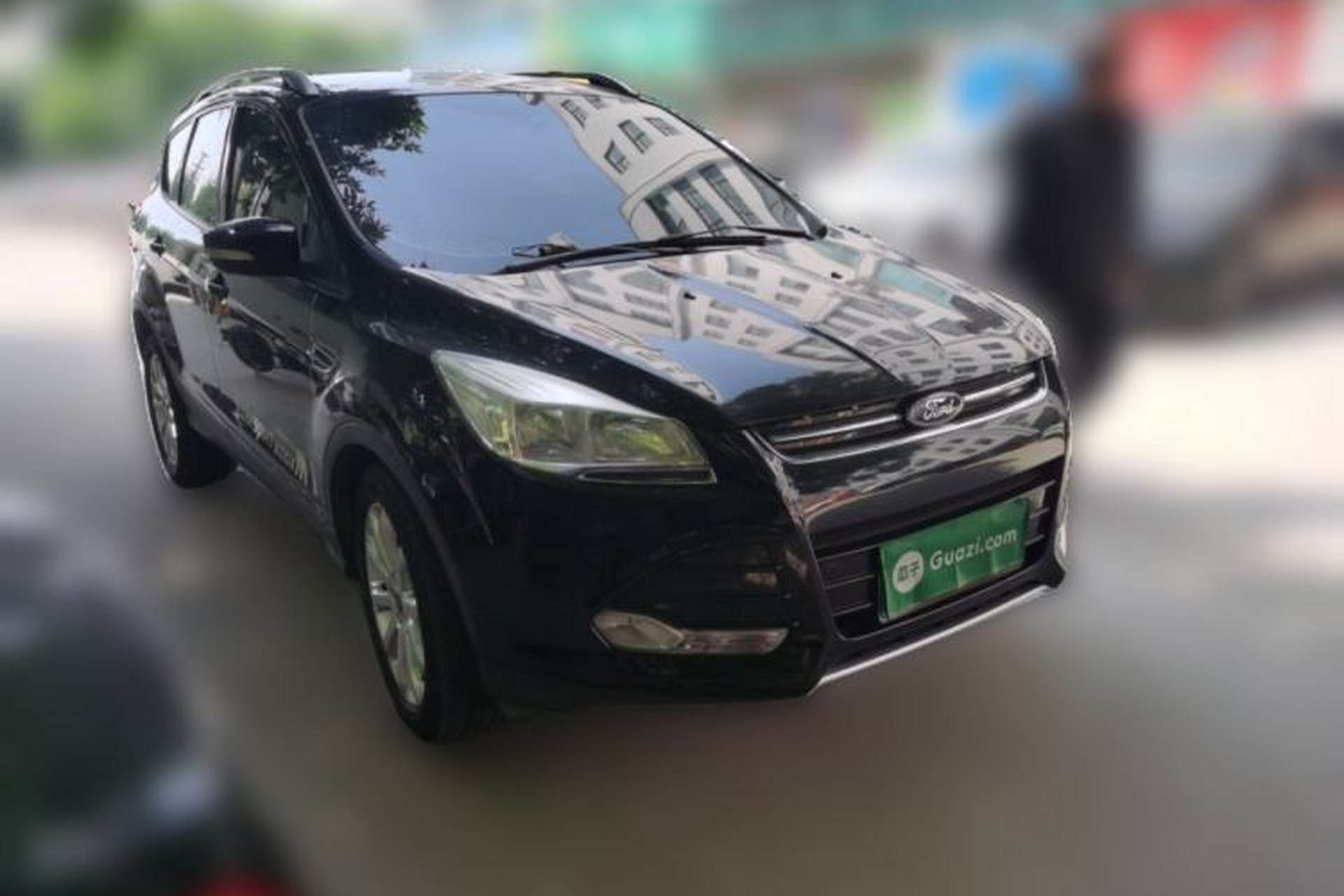 Used Ford Kuga 2015 1.5L GTDi Two-Wheel-Drive Comfort Model Front Right 45 Deg