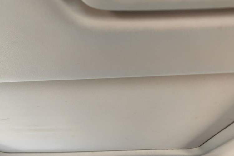 Used Ford Kuga 2015 1.5L GTDi Four-Wheel-Drive Elite Model Headliner