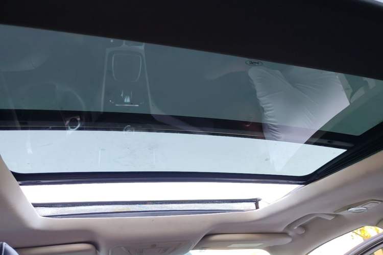 Used Ford Kuga 2015 1.5L GTDi Two-Wheel Drive Fashion Edition Headliner