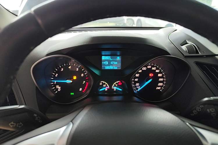 Used Ford Kuga 2015 1.5L GTDi Two-Wheel Drive Fashion Edition Instrument Cluster