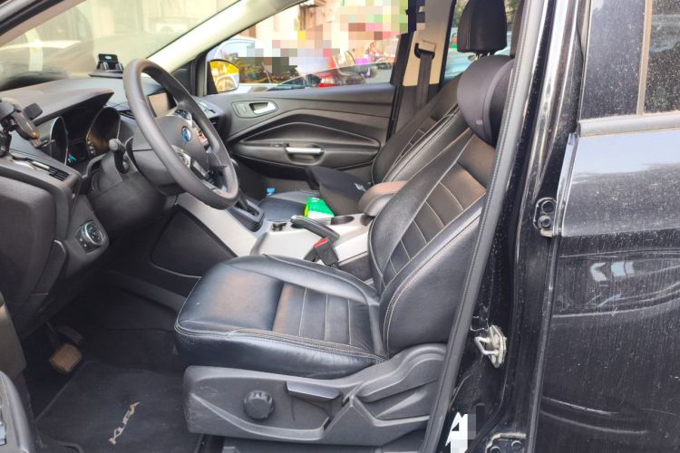 Used Ford Kuga 2015 1.5L GTDi Two-Wheel-Drive Comfort Model Left Front Seat