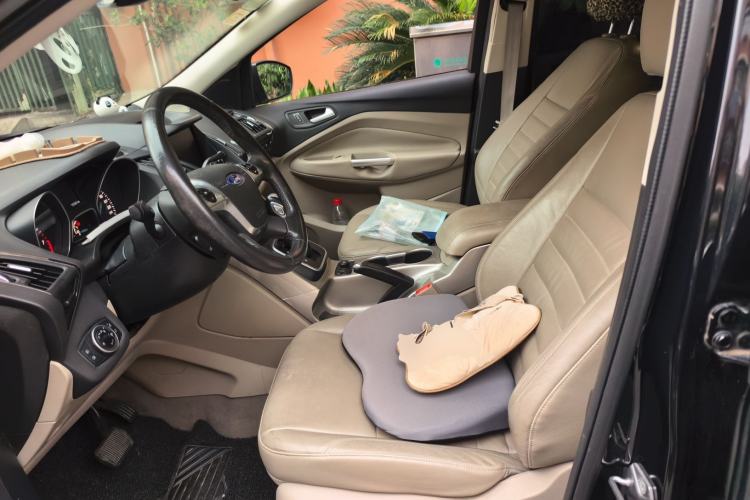 Used Ford Kuga 2015 1.5L GTDi Four-Wheel-Drive Elite Model Left Front Seat