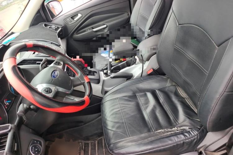 Used Ford Kuga 2015 1.5L GTDi Two-Wheel-Drive Comfort Model Left Front Seat