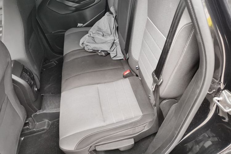 Used Ford Kuga 2015 1.5L GTDi Two-Wheel-Drive Comfort Model Left Rear Seat