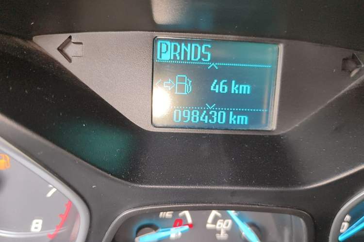 Used Ford Kuga 2015 1.5L GTDi Two-Wheel-Drive Comfort Model Odometer Close Up