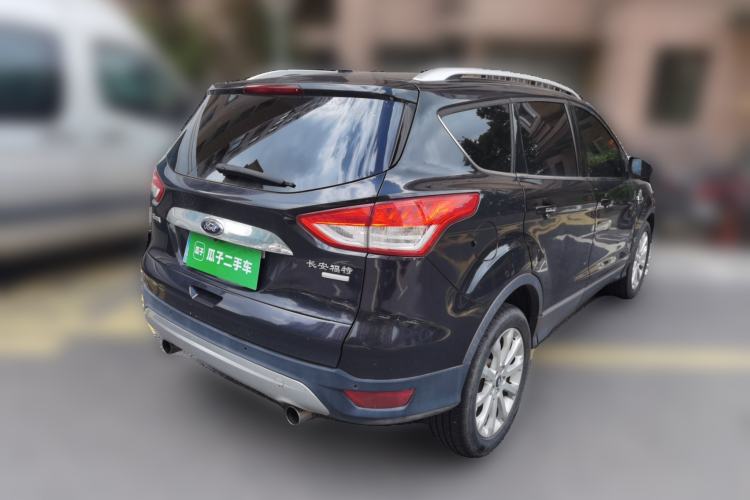 Used Ford Kuga 2015 1.5L GTDi Four-Wheel-Drive Elite Model Rear Right 45 Deg