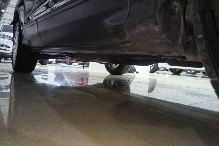 Used Ford Kuga 2015 1.5L GTDi Two-Wheel Drive Fashion Edition Right Side Sill