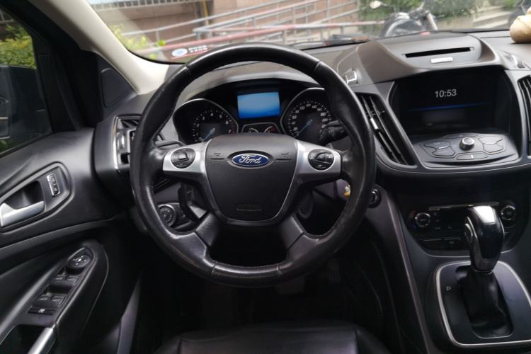 Used Ford Kuga 2015 1.5L GTDi Four-Wheel-Drive Elite Model Steering Wheel
