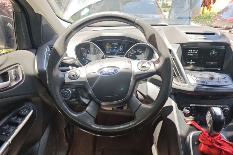 Used Ford Kuga 2015 1.5L GTDi Four-Wheel-Drive Elite Model Steering Wheel