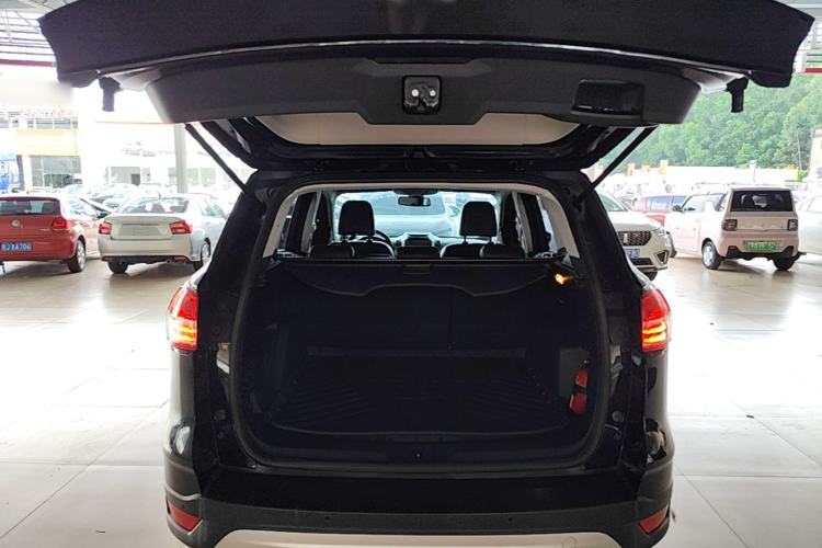 Used Ford Kuga 2015 1.5L GTDi Two-Wheel Drive Fashion Edition Trunk