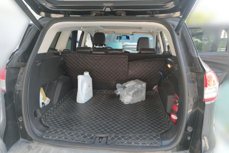 Used Ford Kuga 2015 1.5L GTDi Four-Wheel-Drive Elite Model Trunk