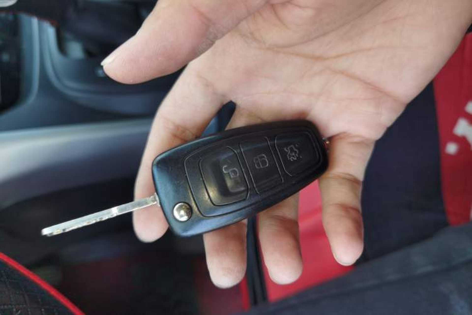 Used Ford Kuga 2015 1.5L GTDi Two-Wheel-Drive Comfort Model Vehicle Key