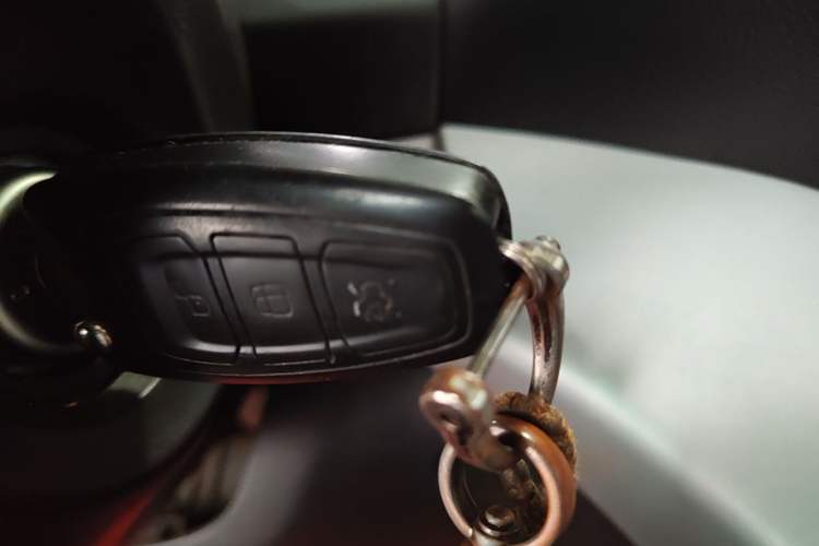 Used Ford Kuga 2015 1.5L GTDi Two-Wheel Drive Fashion Edition Vehicle Key